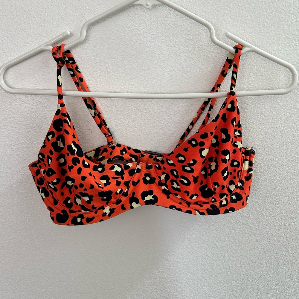 Blackbough swim top